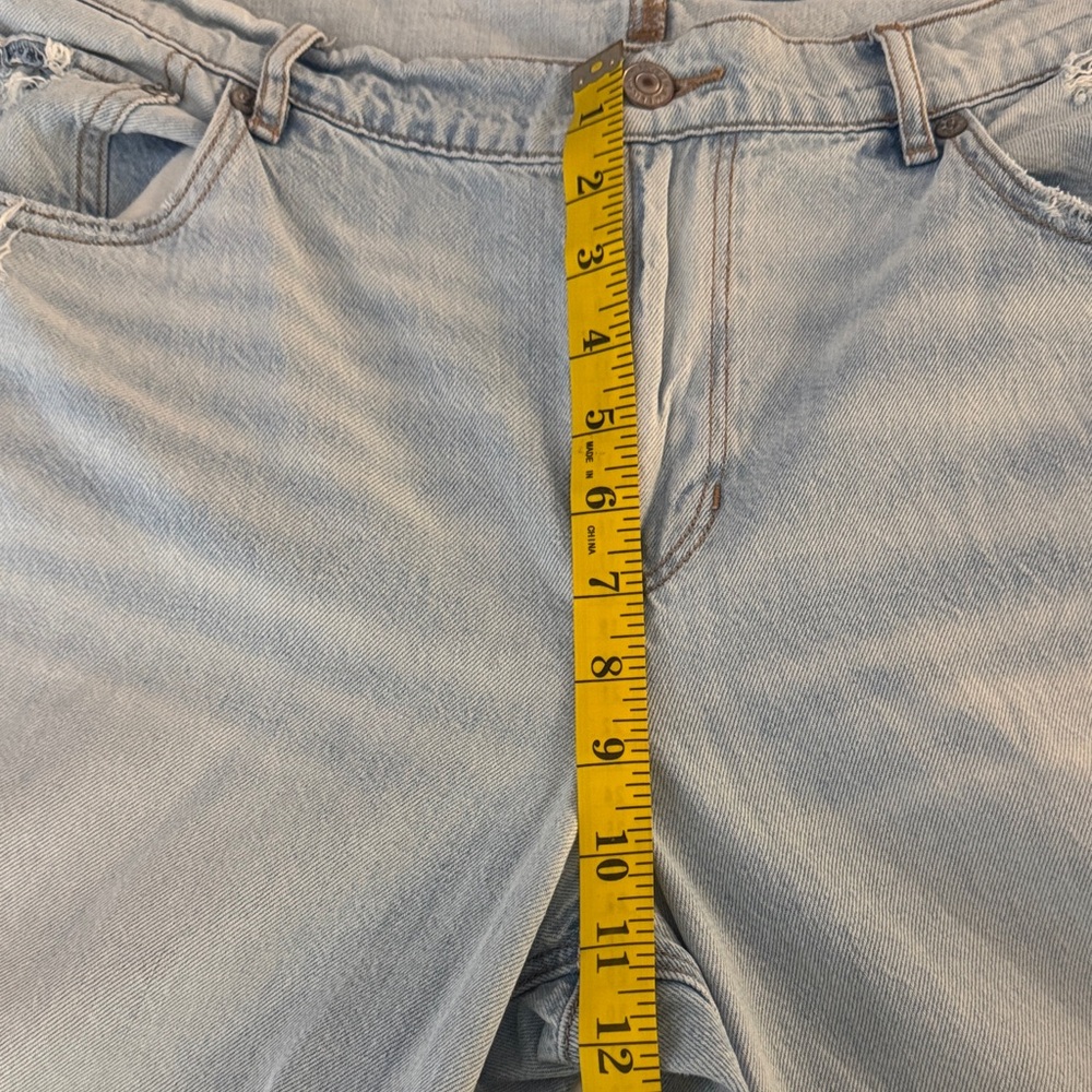 American Eagle Outfitters Light Wash Wide Leg Jeans - Picture 8 of 9